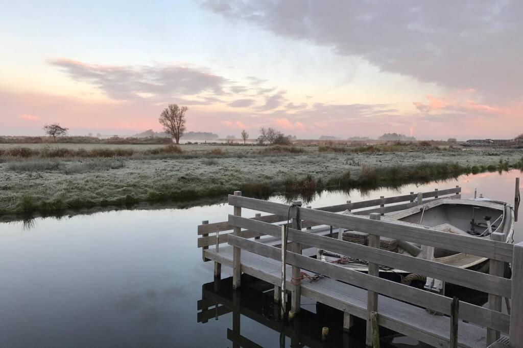 Romantic Dutch Hideaway Jisp Buitenkant foto